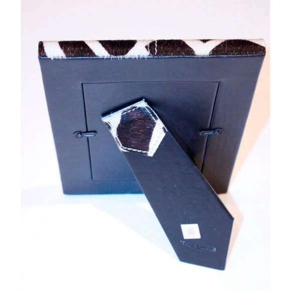 TAHARI HOME Collection Picture PHOTO Frame GIRAFFE Print FAUX FUR Back LEATHER - Picture 3 of 3